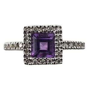 14 Karat White Gold Amethyst and Diamond Ring Size 5 #15788